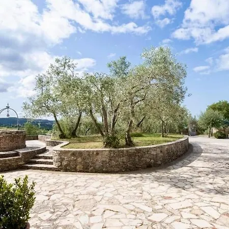 The Nest Il Giglio アパート ラポラーノ・テルメ